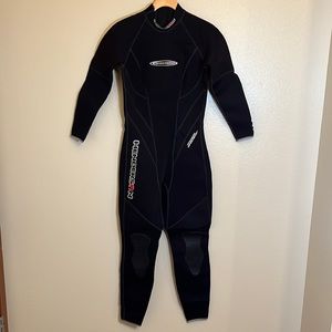 Henderson Aquatics 3mm Diving Wetsuit Size 8